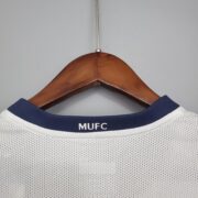 Manchester United Retro 08/09 Away kit - Image 7